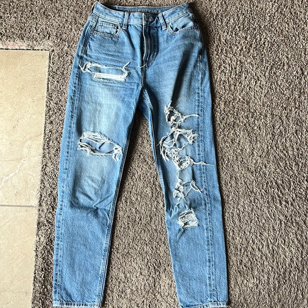 American Eagle boyfriend jeans